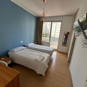 Habitación con 2 Camas Individuales